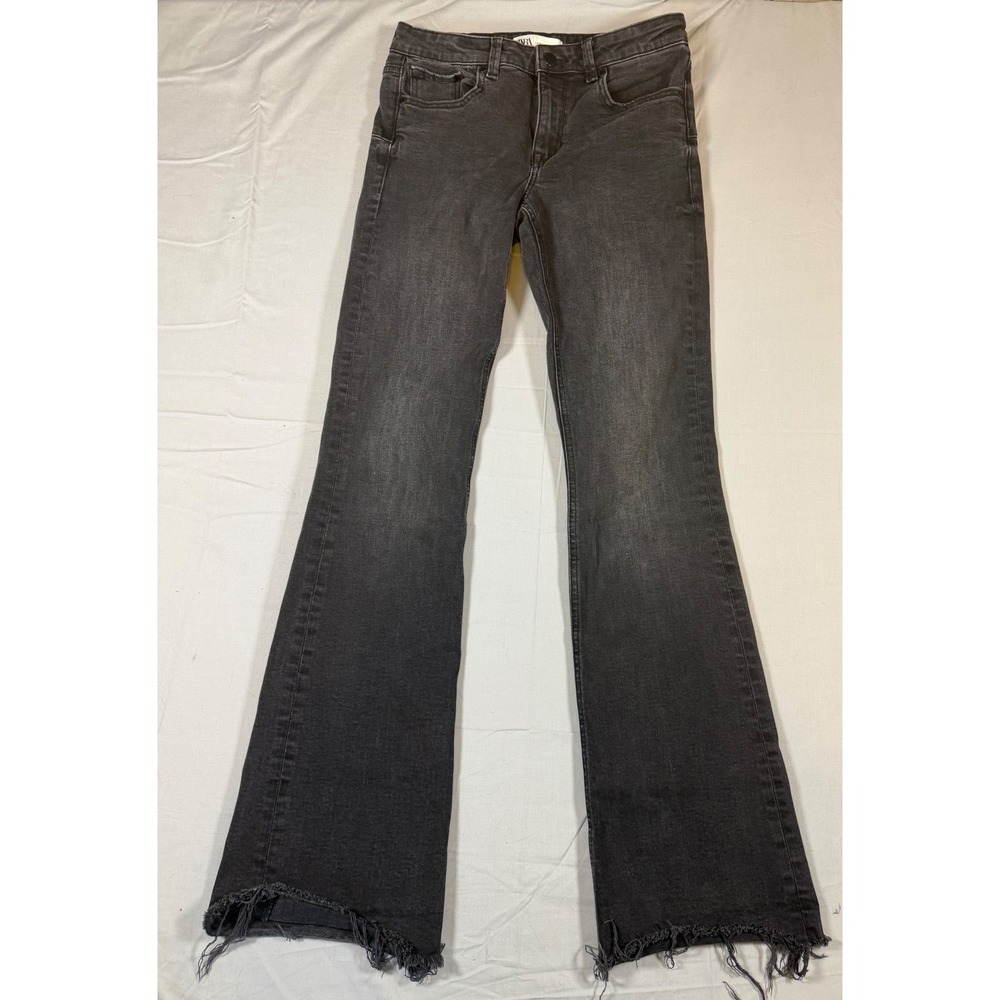 Zara Black Flared Jeans Raw Hem Washed Denim Womens Size 6 EUR 38